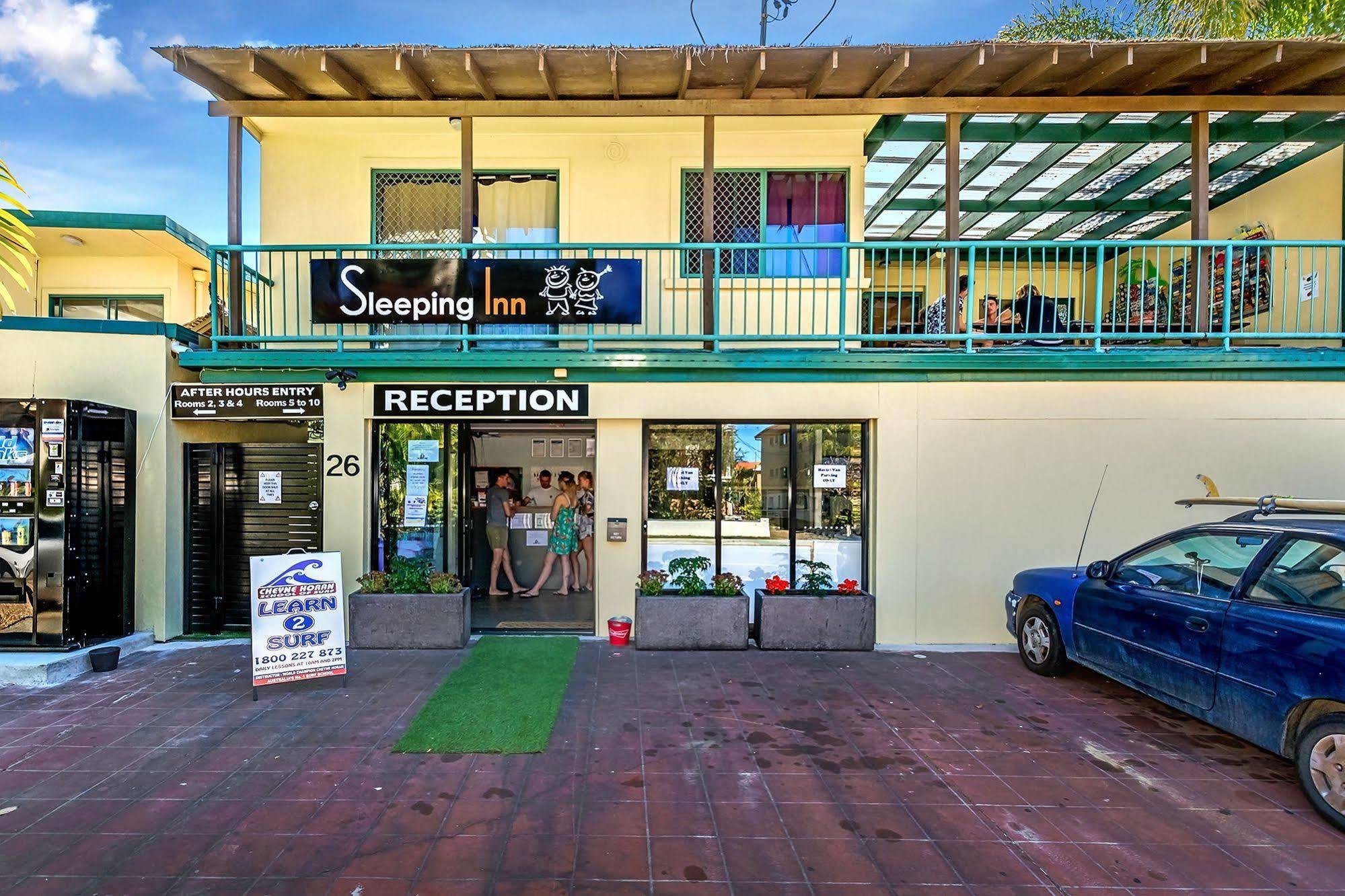 Sleeping Inn Backpackers Resort Gold Coast Exterior photo